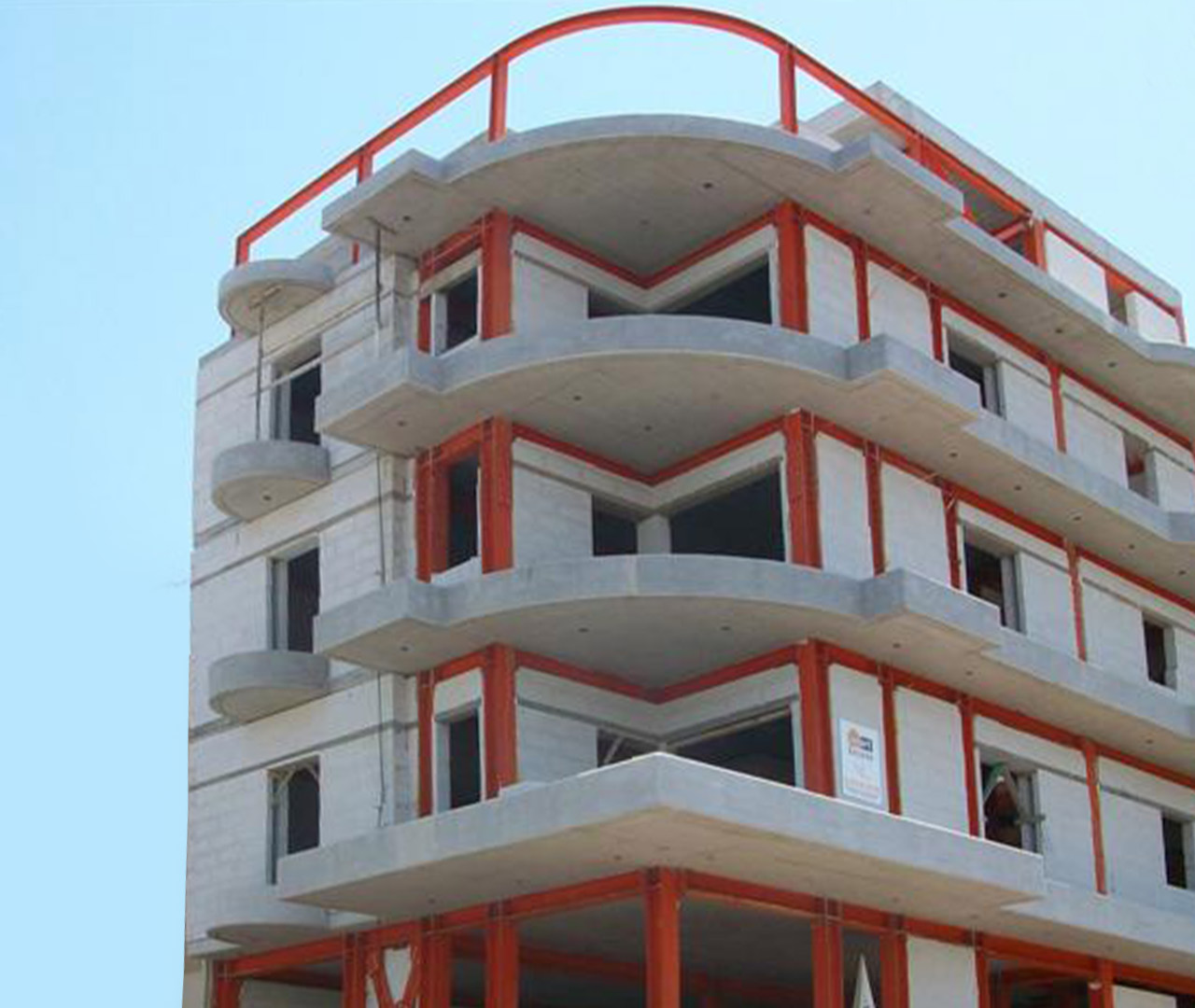 construction of Peristeri apartment building