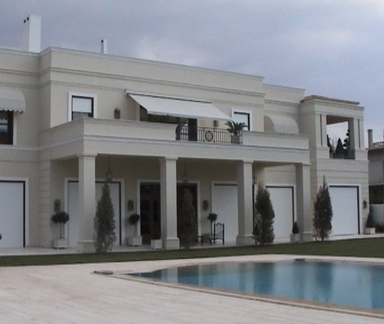 luxury residence Elliniko